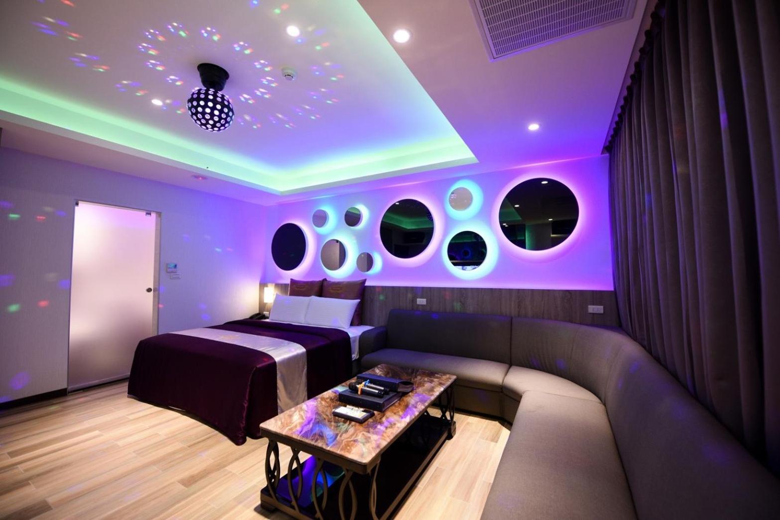 Meng Siang Motel Pingzhen Buitenkant foto