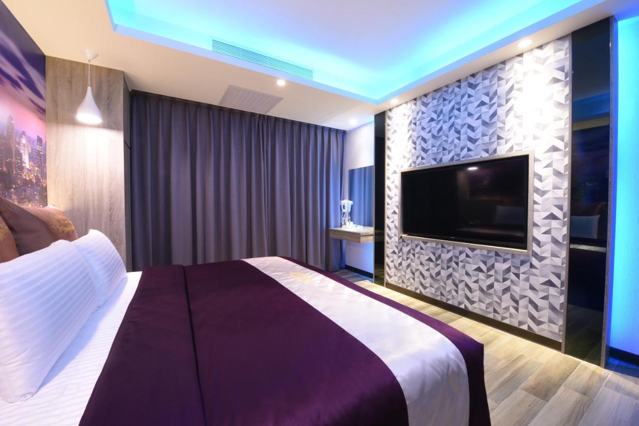 Meng Siang Motel Pingzhen Buitenkant foto